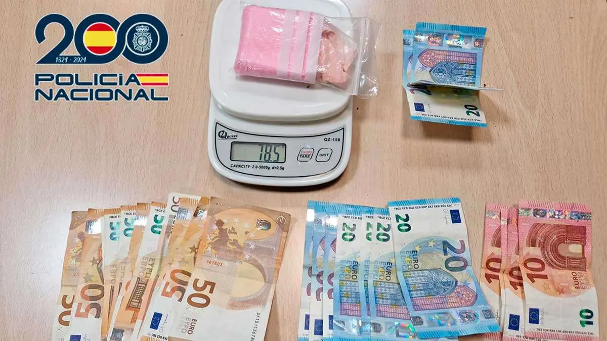 Tusi o coca&iacute;na rosa incautado por la Polic&iacute;a Nacional a dos j&oacute;venes de 28 a&ntilde;os en Zaragoza