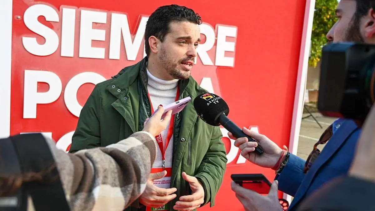 dario-villagrasa-psoe-aragon-sevilla-congreso-federal