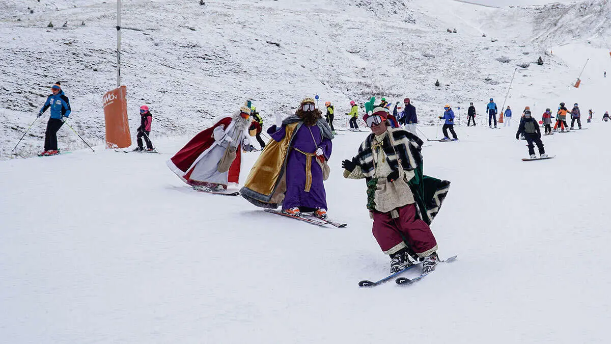 Los Reyes Magos en Formigal. Foto: Aram&oacute;n