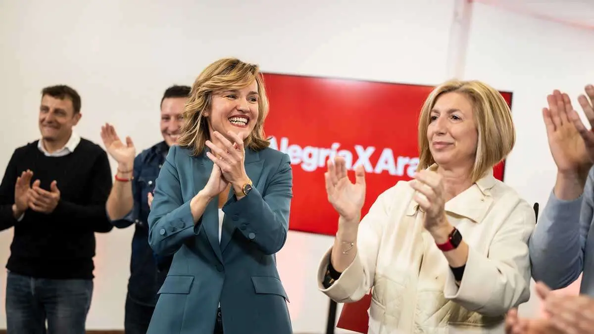 La ministra, en su pueblo natal, este s&aacute;bado durante el anuncio. Foto: Alegr&iacute;a por Arag&oacute;n