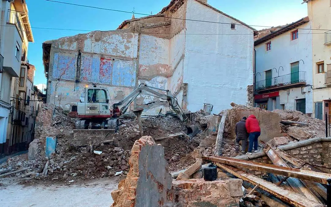 Derribo de viviendas en Montalb&aacute;n. Foto: C.S.B.