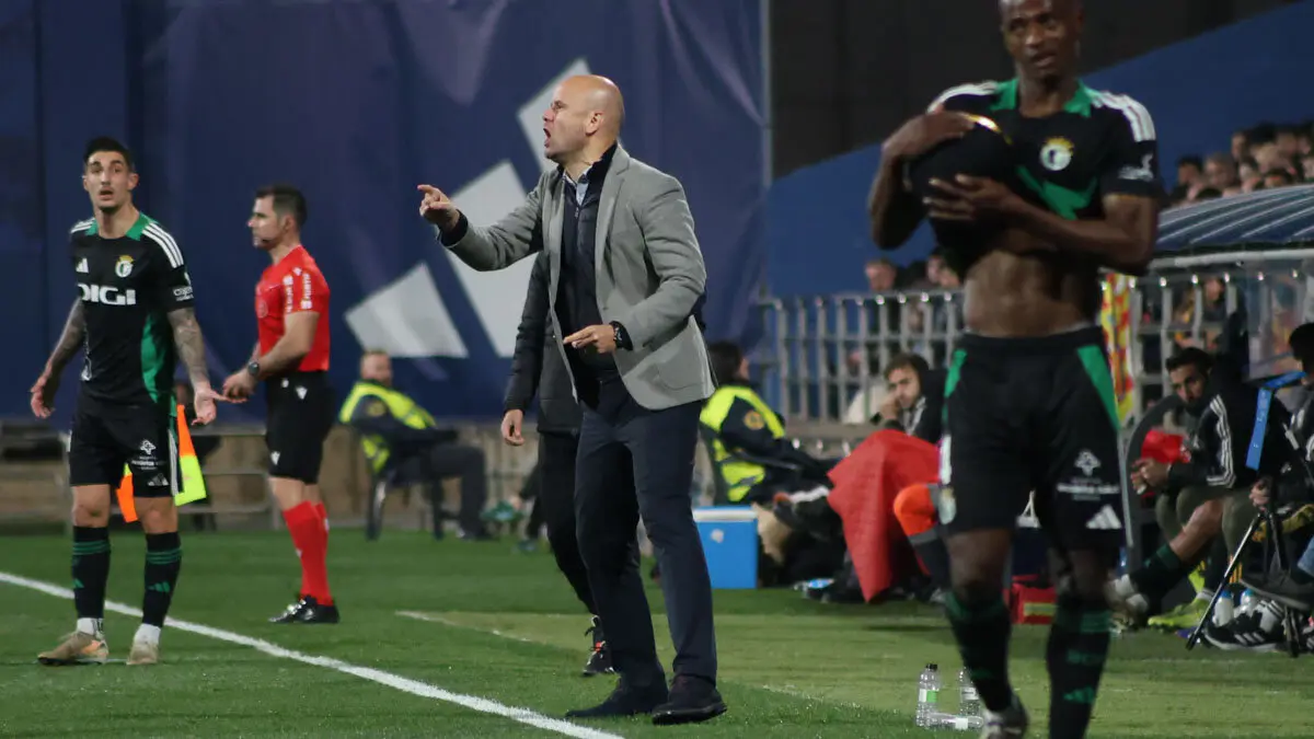 El Real Zaragoza de Miguel &Aacute;ngel Ram&iacute;rez sigue en zona de grave peligro. Foto: Pilar &Aacute;lvarez