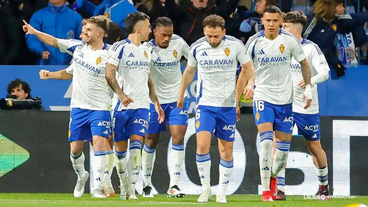 El Real Zaragoza recupera a Sober&oacute;n, la mejor noticia del partido ante el Real Sporting. Foto: LaLiga