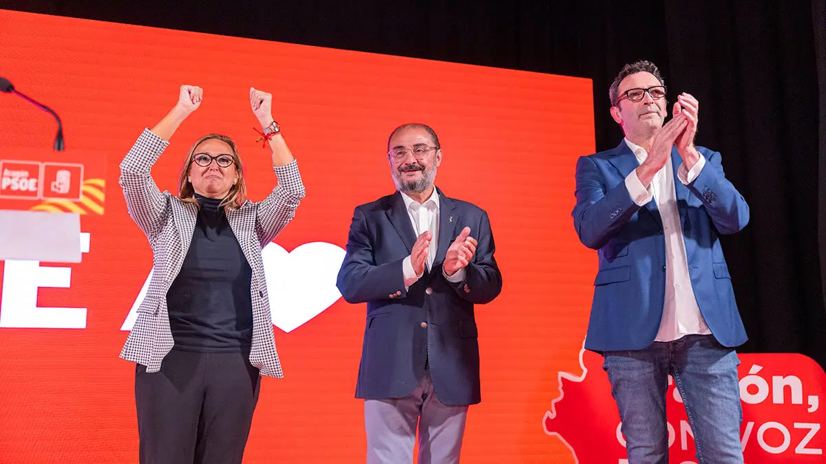 P&eacute;rez, Lamb&aacute;n y Gu&iacute;a durante un acto electoral. Foto: PSOE