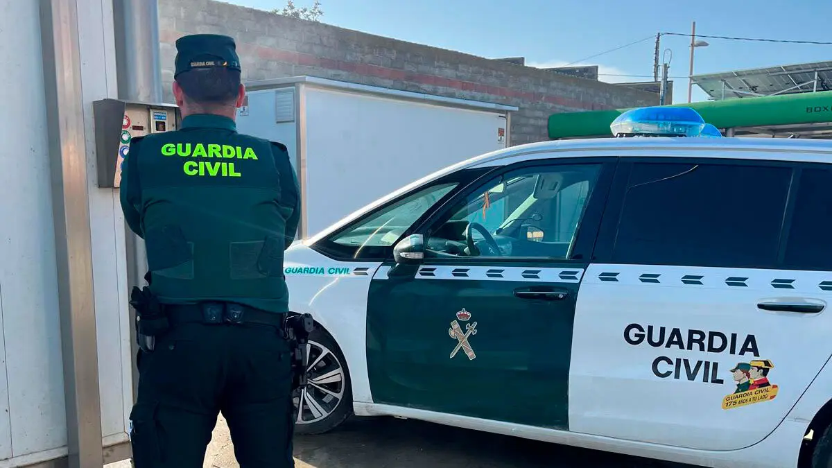 Un var&oacute;n de 88 a&ntilde;os ha fallecido en el municipio oscense de Salas Altas cuando el tractor que conduc&iacute;a ha volcado.