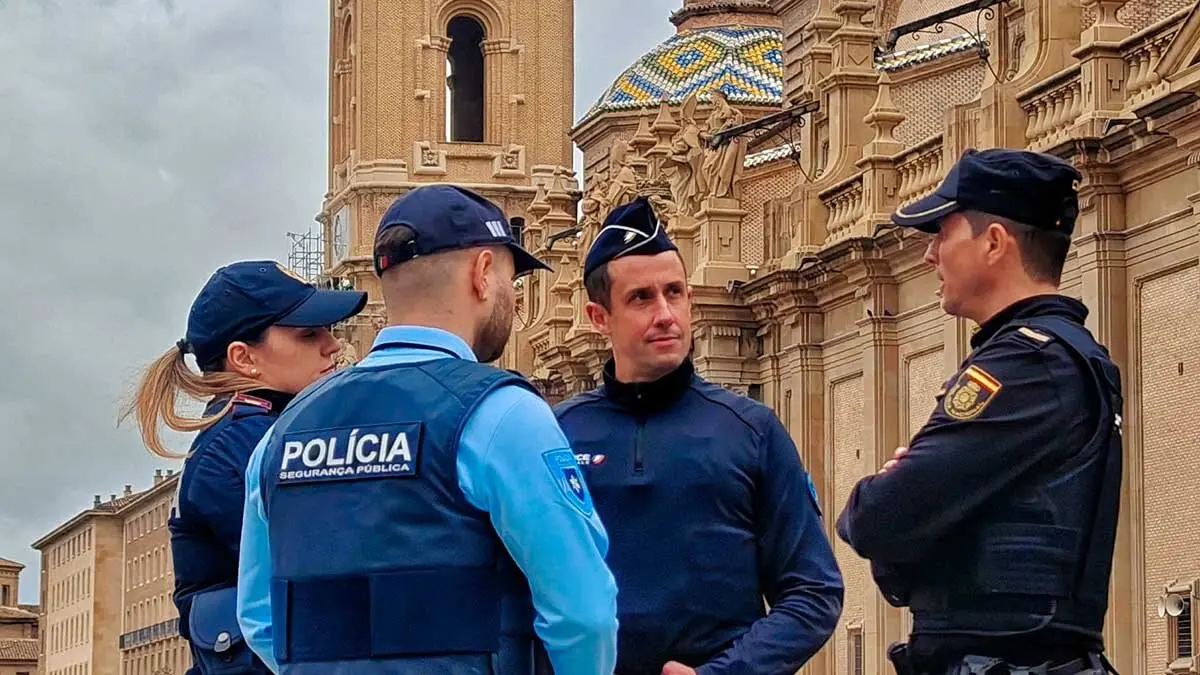 Agentes franceses, portugueses e italianos patrullar&aacute;n las calles de Zaragoza esta Semana Santa junto con Polic&iacute;a Nacional.