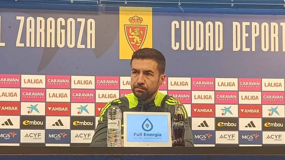 Gabi, en una imagen de archivo compareciendo en la Ciudad Deportiva con el Real Zaragoza