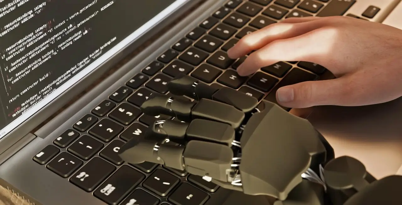 Una de las grandes innovaciones de Lirio Bionics y que lo diferencian del resto de la competencia est&aacute; en el modelo de negocio basado en el alquiler de estas piezas. Foto: YouTube de Lirio Bionics