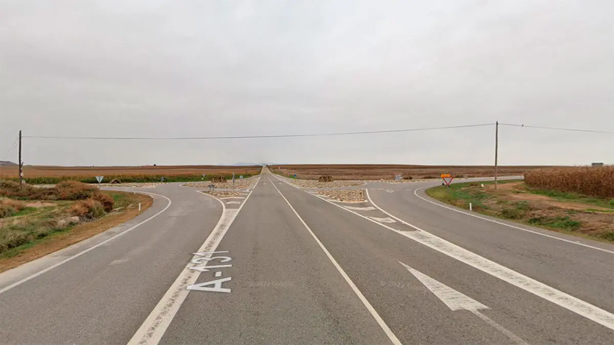 El cruce de Venta de Baller&iacute;as, en la A-131, donde se ha producido el accidente en el que ha resultado herido el acalde de Sari&ntilde;ena.