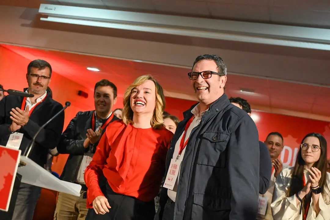 Pilar Alegr&iacute;a y Rafa Gu&iacute;a este s&aacute;bado en Utrillas. Foto: PSOE Teruel