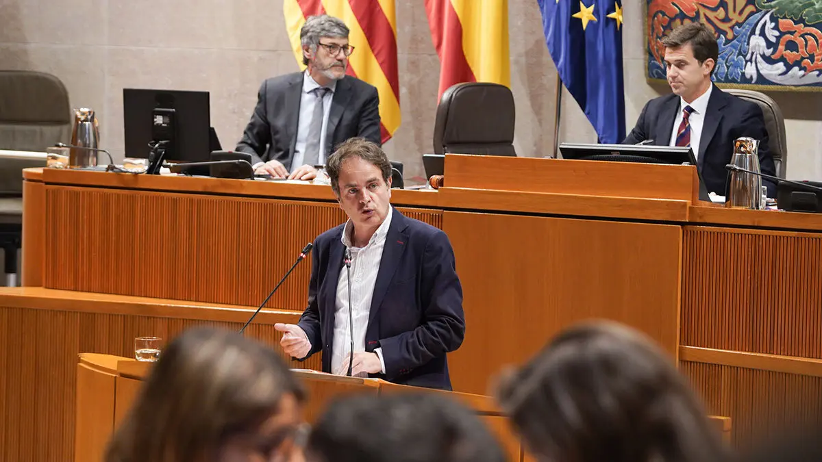 Berm&uacute;dez de Castro, este jueves en el Pleno. Foto: Cortes de Arag&oacute;n