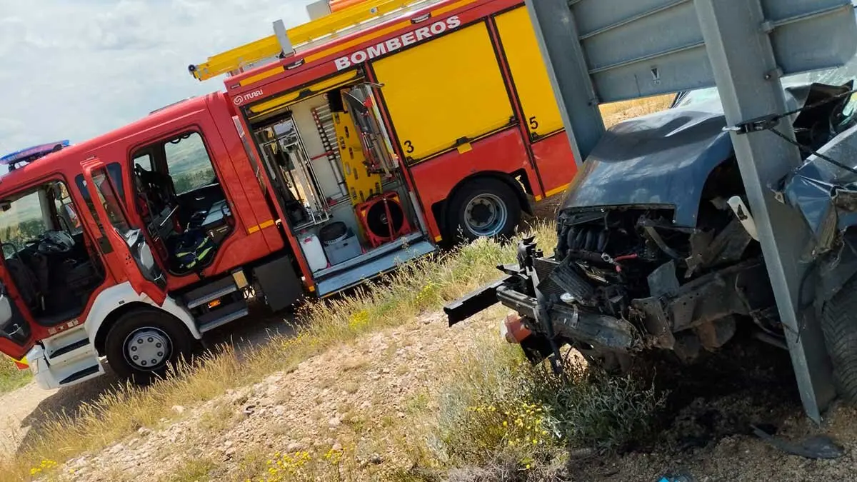 Herida grave una mujer tras sufrir un accidente en Cuevas de Almud&eacute;n (Teruel). Fuente: DPT
