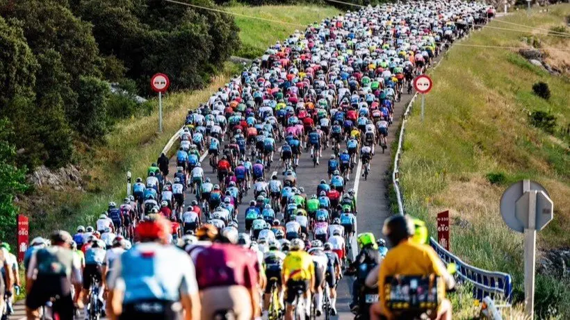 Casi 11.000 ciclistas han participado en esta edici&oacute;n. Foto: Quebrantahuesos.