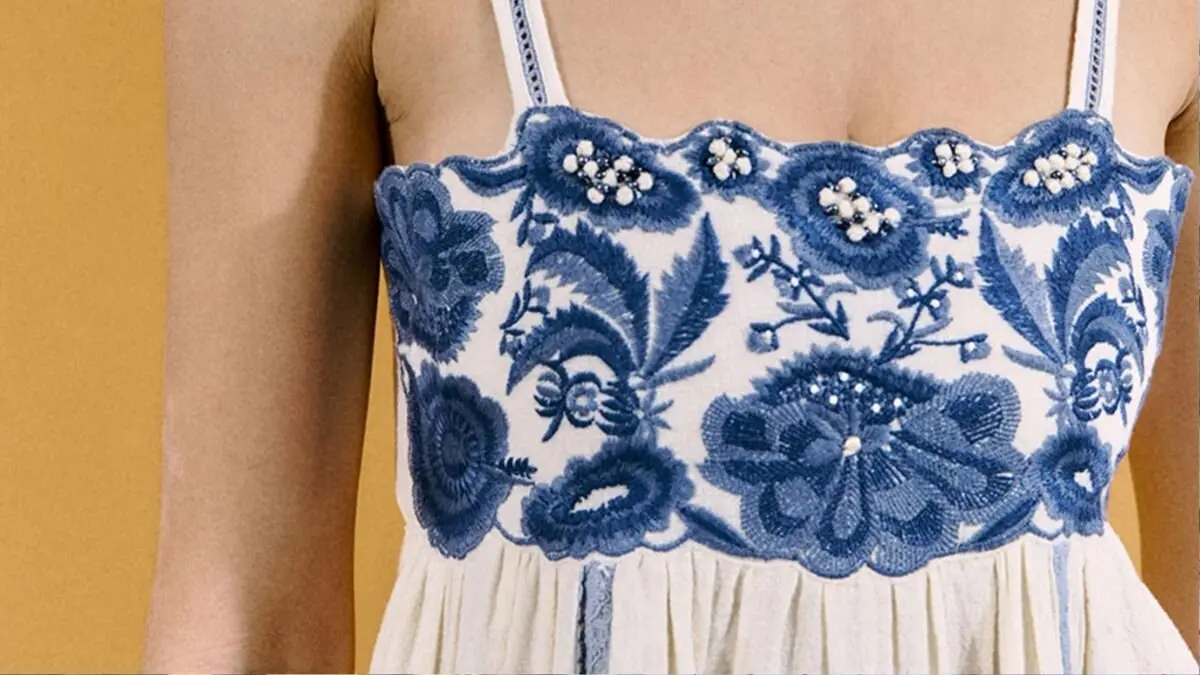 vestido bordado de sfera