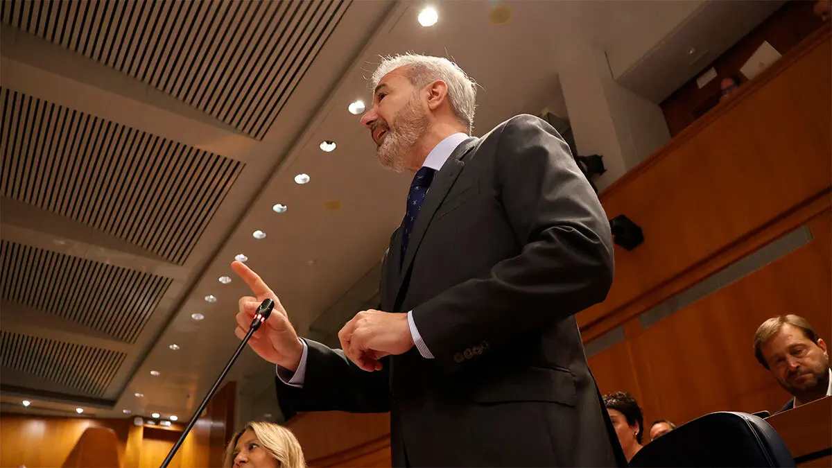 Jorge Azc&oacute;n durante la sesi&oacute;n de control al Gobierno. Foto: Pilar &Aacute;lvarez