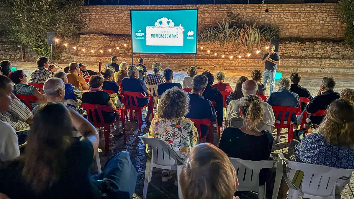 Festival-de-Microcine-de-Verano-en-Fuendetodos-(Zaragoza)-2