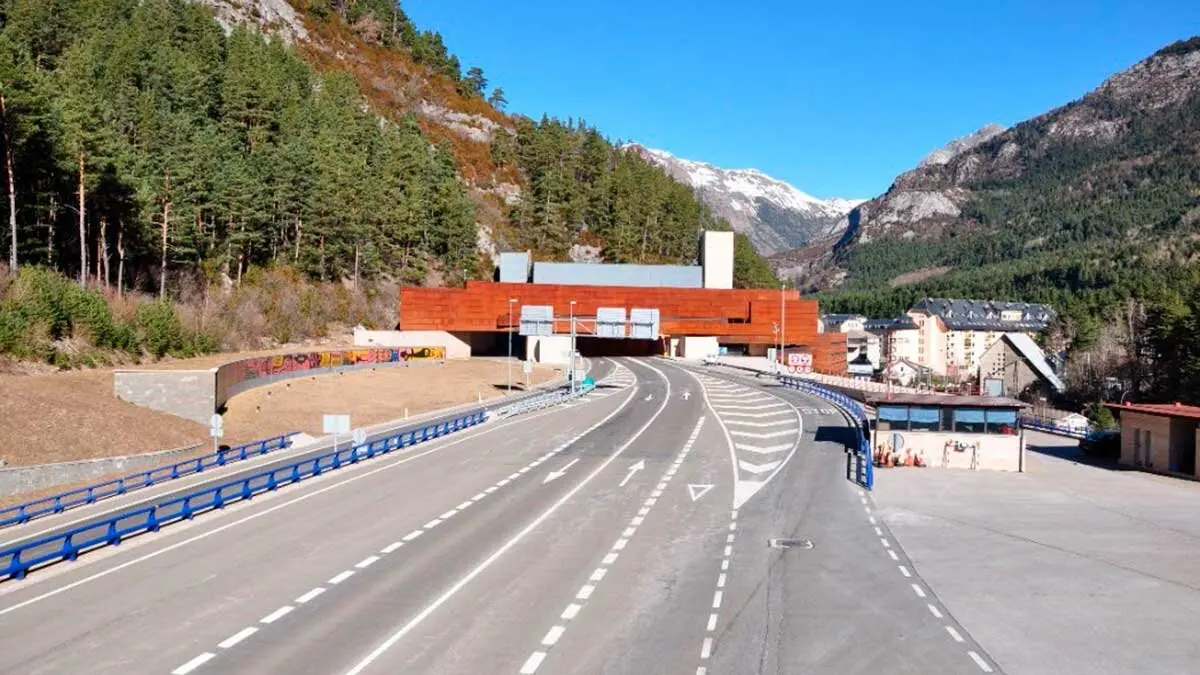T&uacute;nel del Somport. Foto: Ministerio de Transportes
