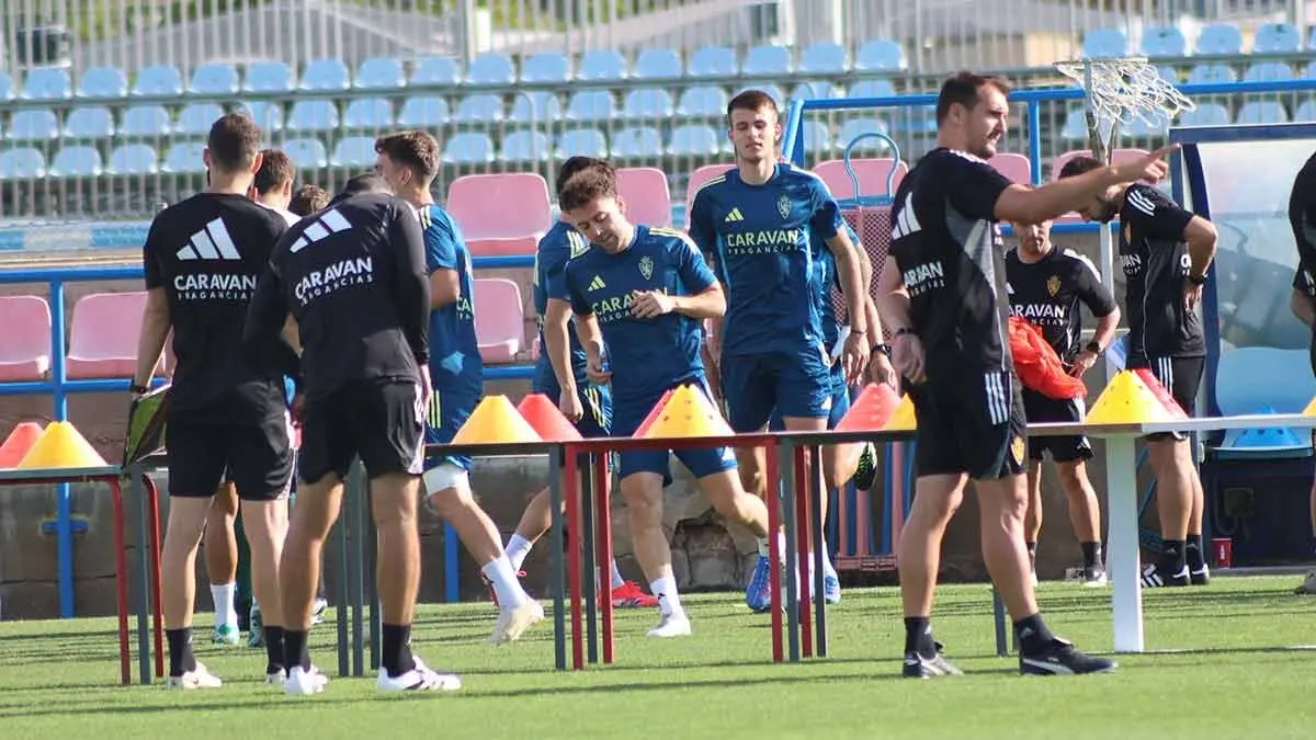 Keidi Bare entrena este jueves con el Real Zaragoza. Foto: Pilar &Aacute;lvarez