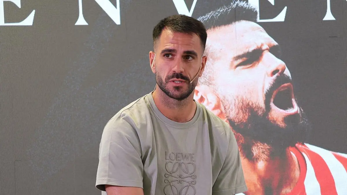 Pablo Insua, en una comparecencia con el Real Zaragoza. Foto: Pilar &Aacute;lvarez