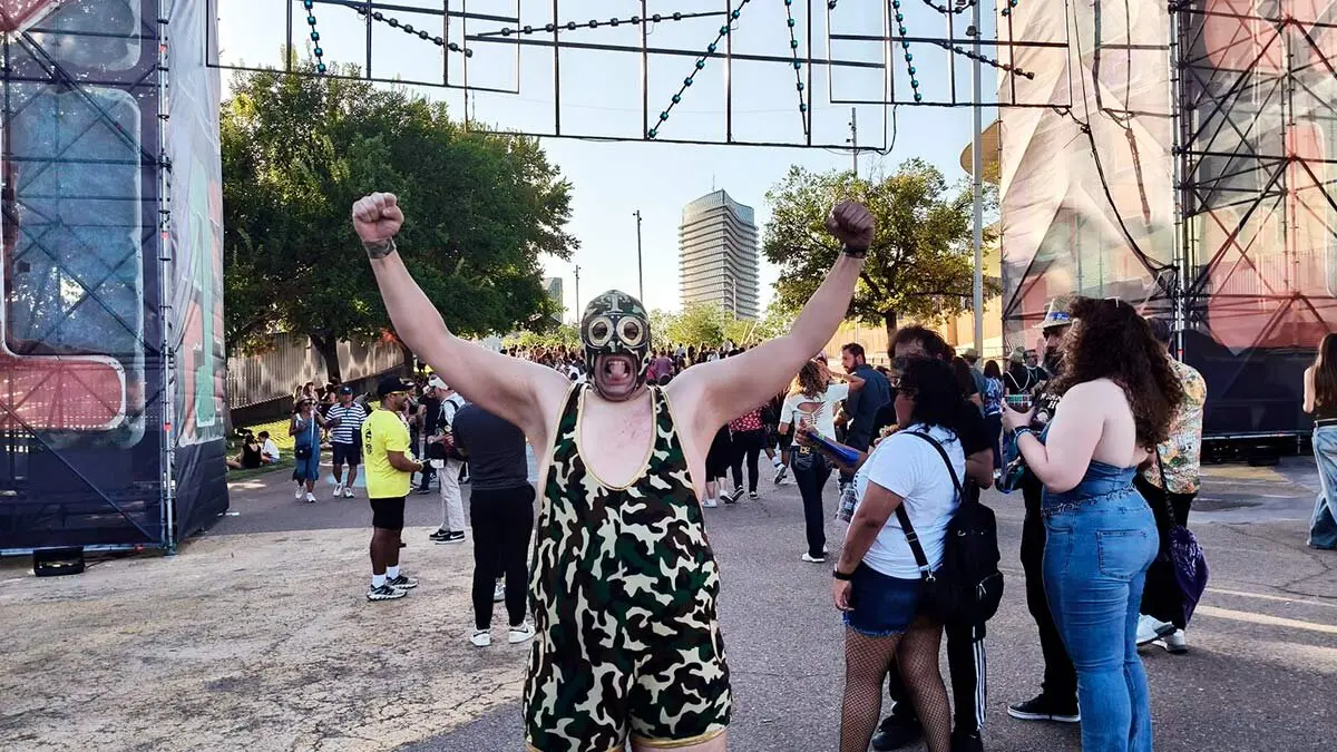 tanque-luchador-vive-latino-zaragoza-2025
