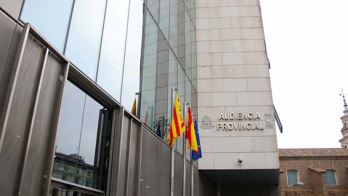 Un hombre ha sido condenado en la Audiencia Provincial de Zaragoza por matar a un hombre en una residencia de Alag&oacute;n.
