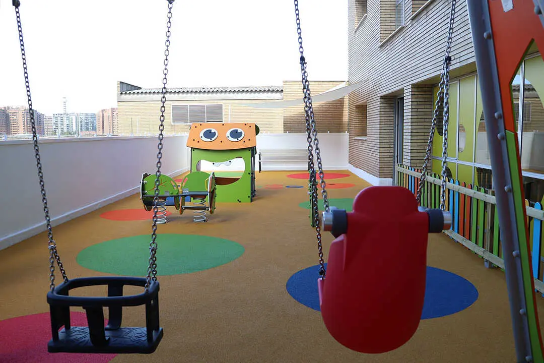 terraza-hospital-miguel-servet-2