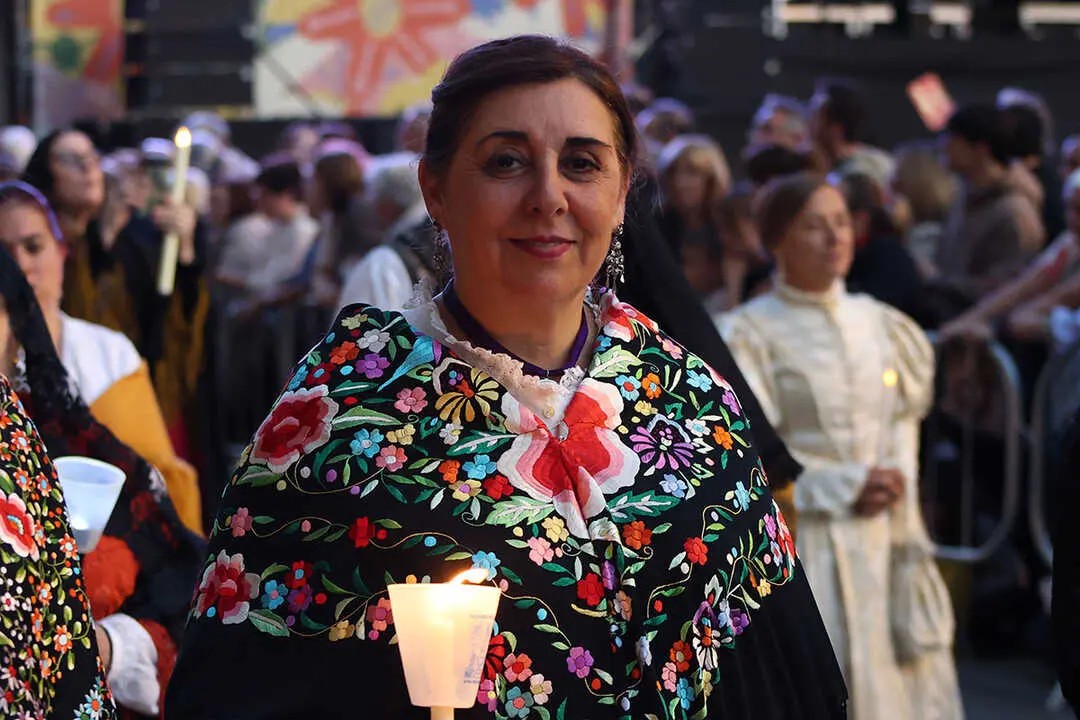 b&uacute;scate-rosario-cristal-14