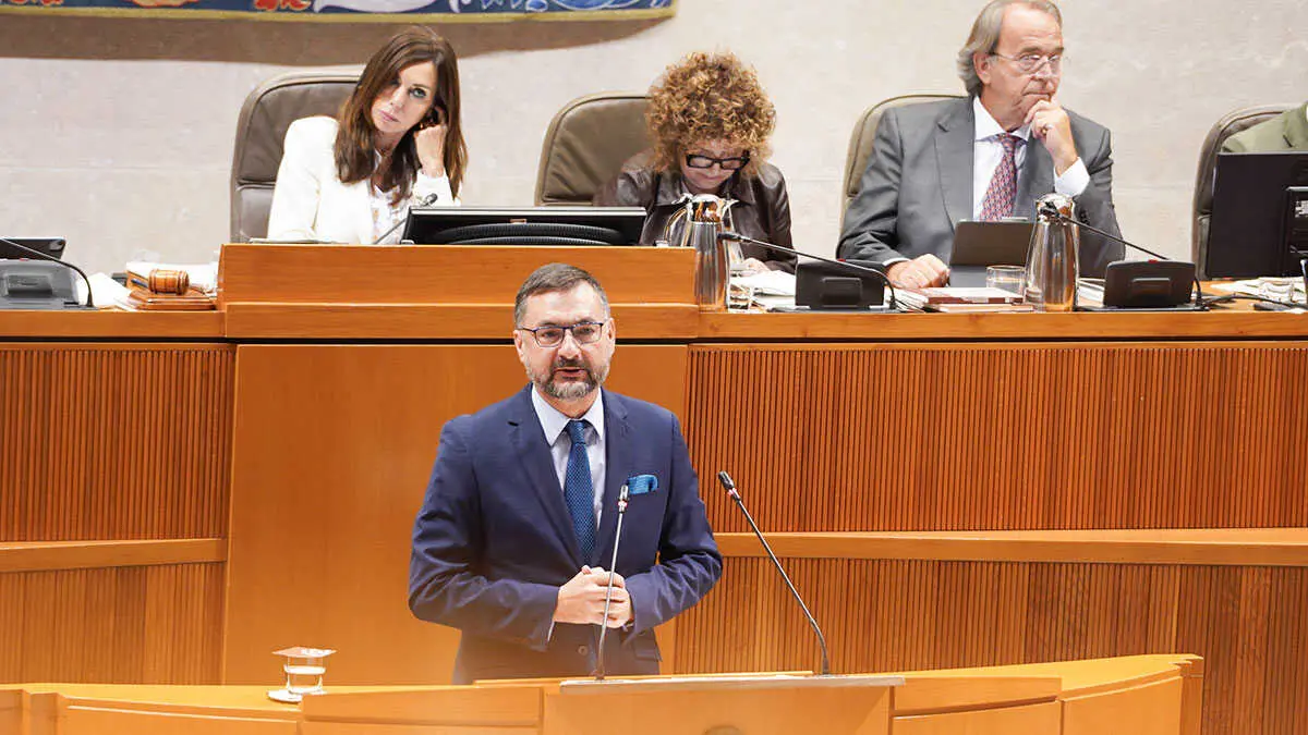 Ferm&iacute;n Civiac en su intervenci&oacute;n del jueves. Foto: Cortes de Arag&oacute;n