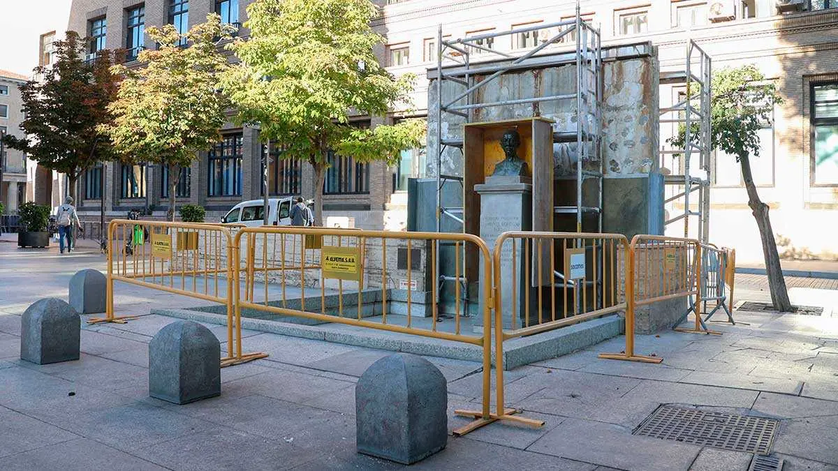 estatua-lorenzo-pardo-rehabilitacion