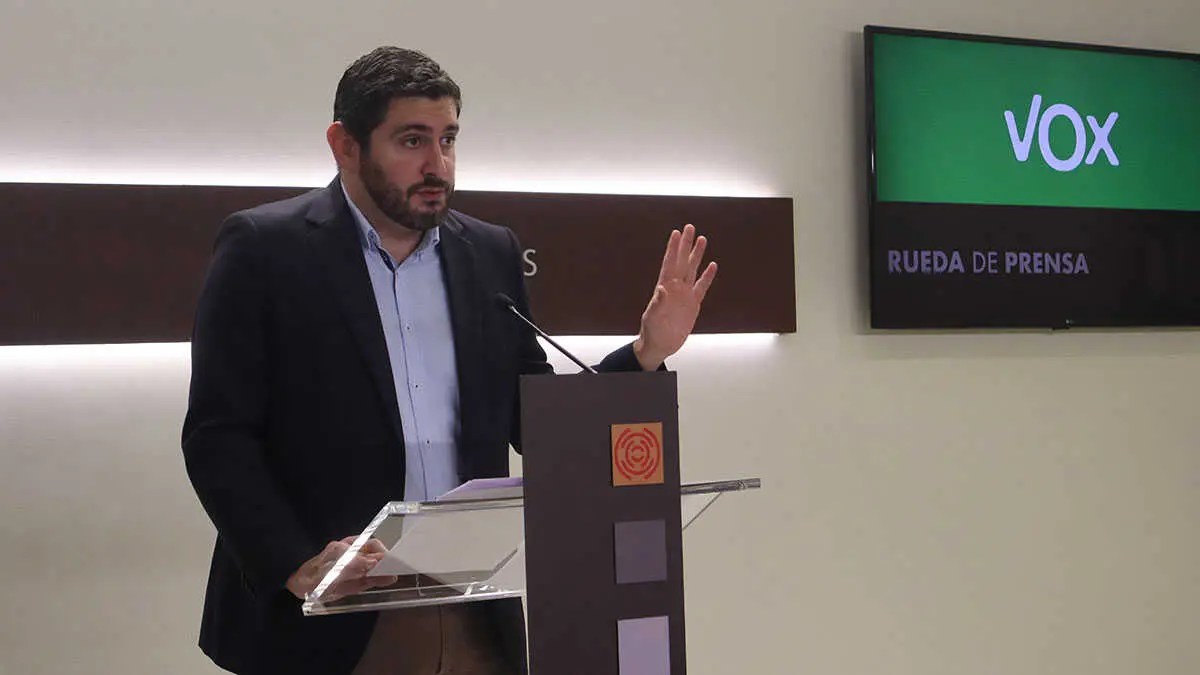 Alejandro Nolasco este mi&eacute;rcoles en rueda de prensa. Foto: Vox Arag&oacute;n