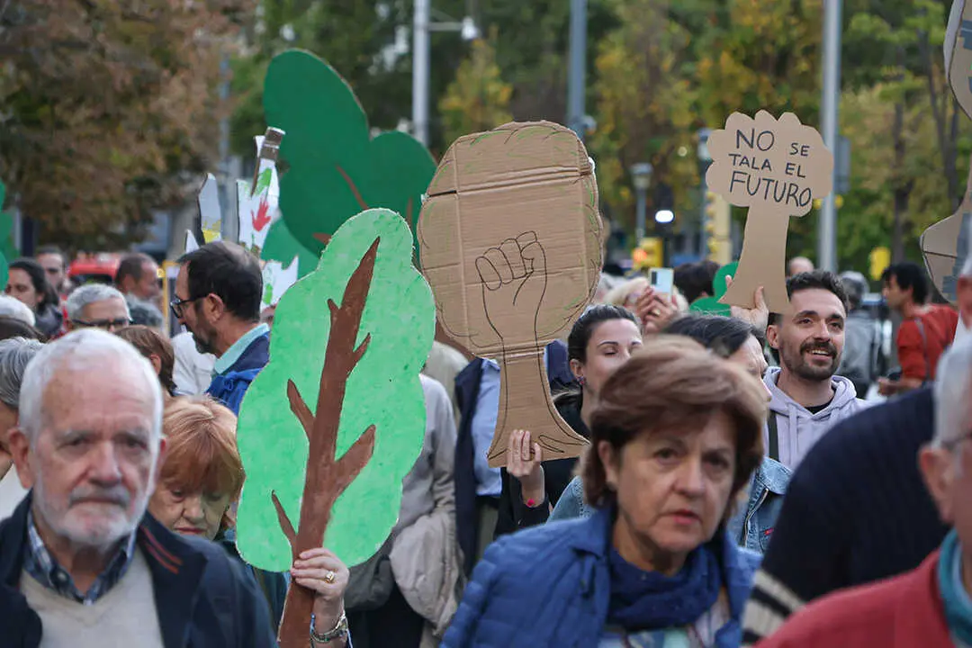 manifestaci&oacute;n-cambio-clim&aacute;tico-15