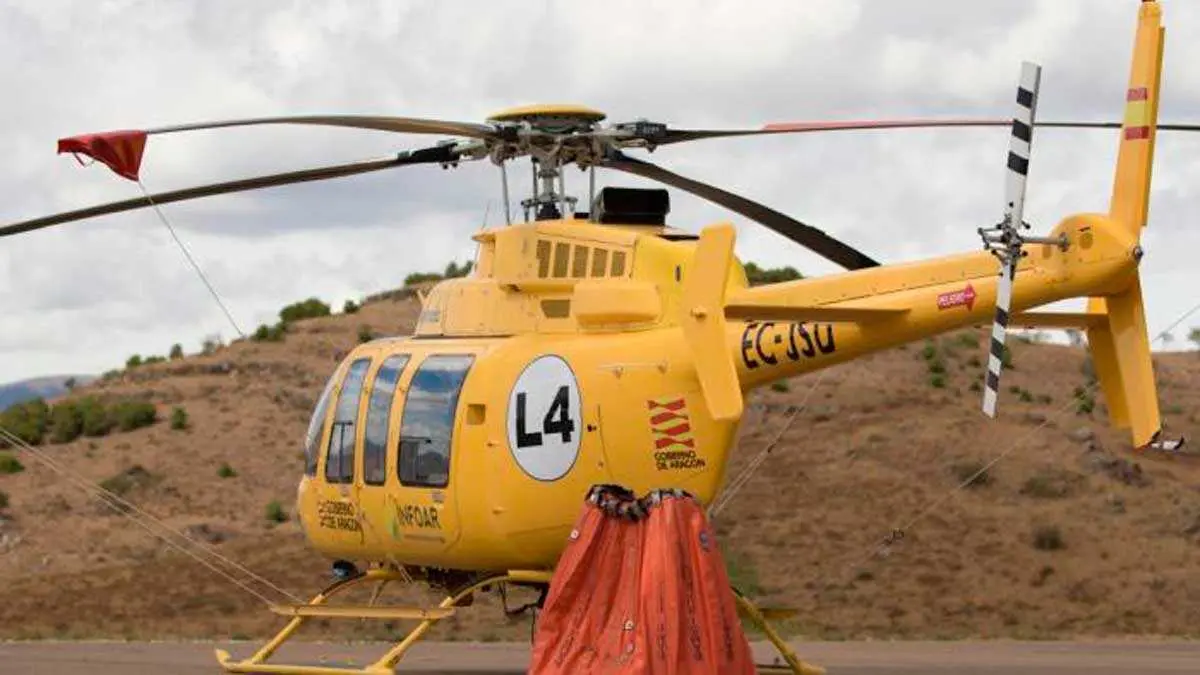 Helic&oacute;ptero ligero del dispositivo Infoar con base en Brea de Arag&oacute;n (Zaragoza). Foto: Infoar