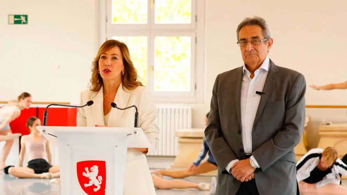 natalia-chueca-julio-calvo-partido-popular-vox-zaragoza-presupuesto-ayuntamiento
