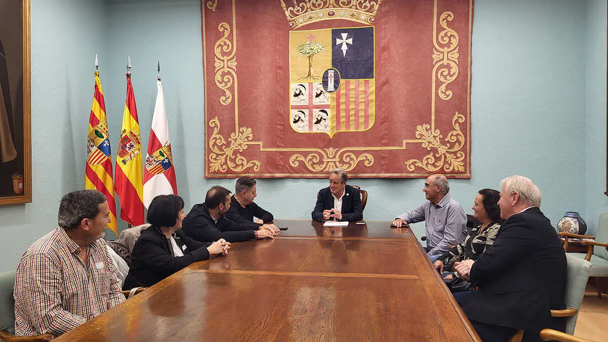 Reuni&oacute;n-Academia-Jota