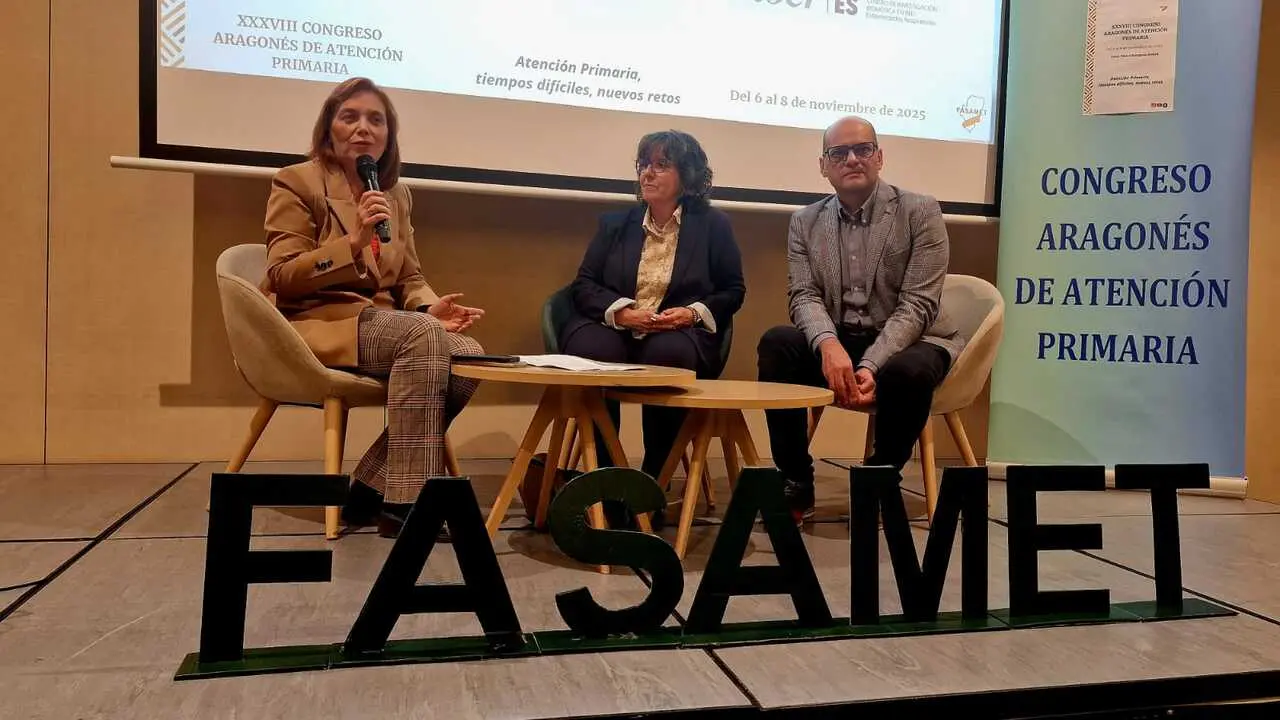 Nuria Gay&aacute;n, Carmen Ardanuy y Jos&eacute; Yuste