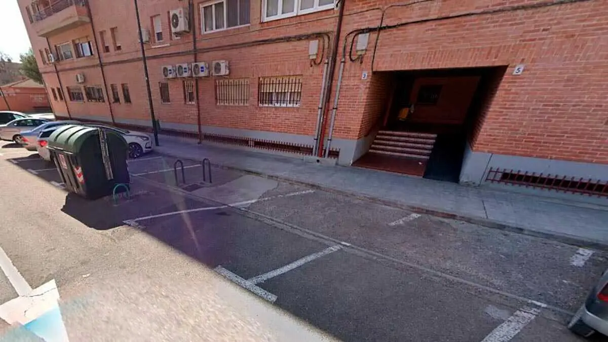 aparcamiento-barrio-obras-zaragoza-renovacion-asfalto