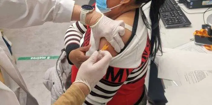 Jornada de vacunaci&oacute;n sin cita para gripe y COVID en el Hospital Nuestra Se&ntilde;ora de Gracia de Zaragoza