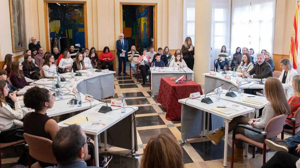 Este martes se ha constituido de forma oficial y solemne el Consejo Auton&oacute;mico de Participaci&oacute;n de Infancia y AdolescenciaFabi&aacute;n Sim&oacute;n