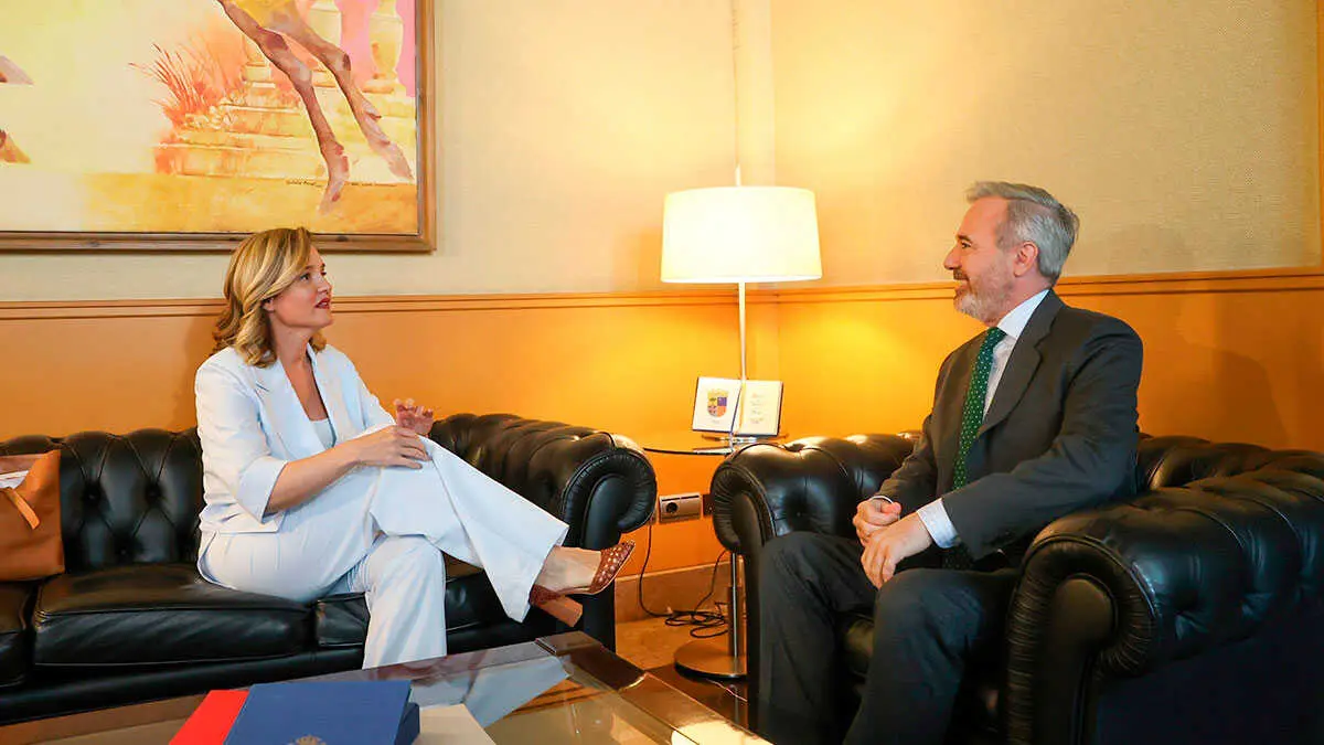 Pilar Alegr&iacute;a y Jorge Azc&oacute;n reunidos este verano. Foto: Pilar &Aacute;lvarez