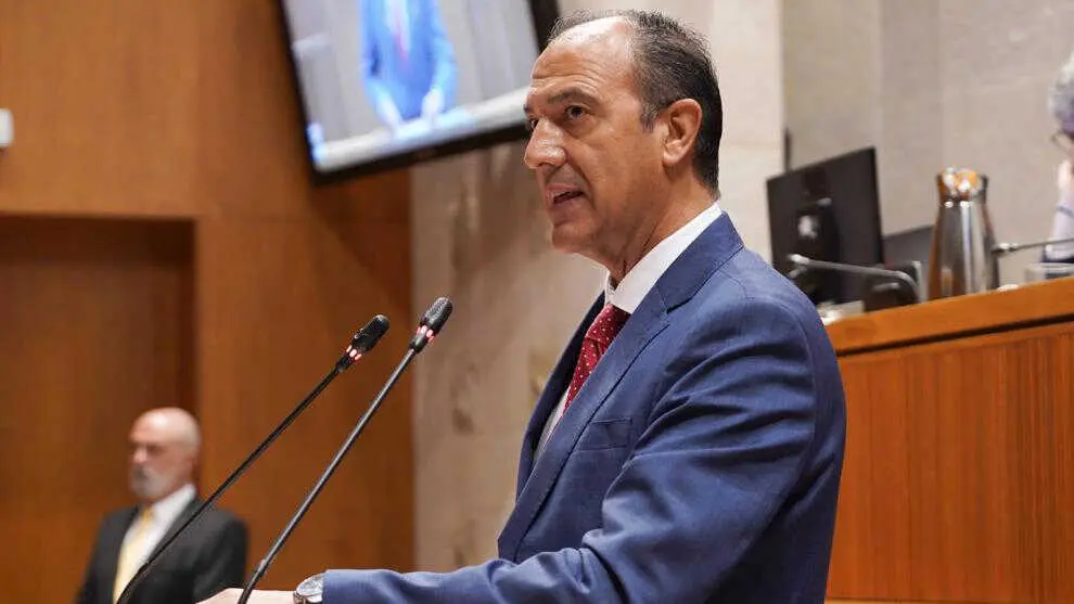 El consejero de Sanidad del Gobierno de Arag&oacute;n, Jos&eacute; Luis Bancalero