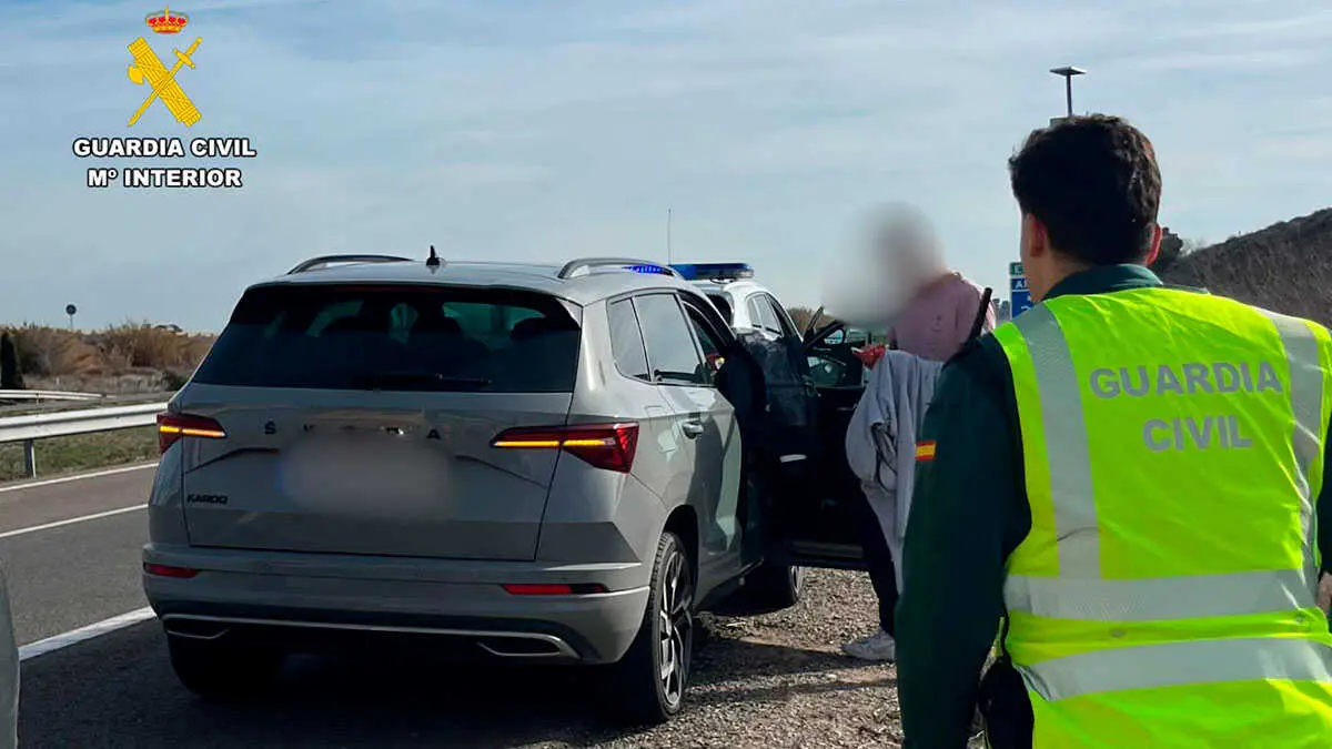 parto-guardia-civil-tarazona-urgencia-autopista