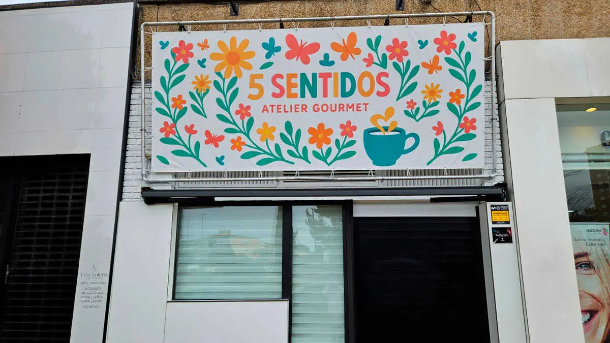 Fachada de 5 sentidos. Foto: A.D