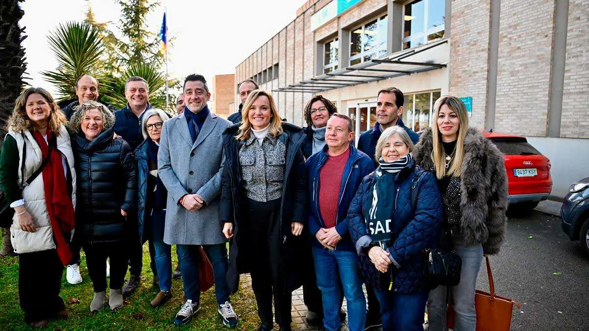 Pilar Alegr&iacute;a, candidata del PSOE a presidir Arag&oacute;n, esta ma&ntilde;ana en el Hospital de Barbastro. Foto: PSOE