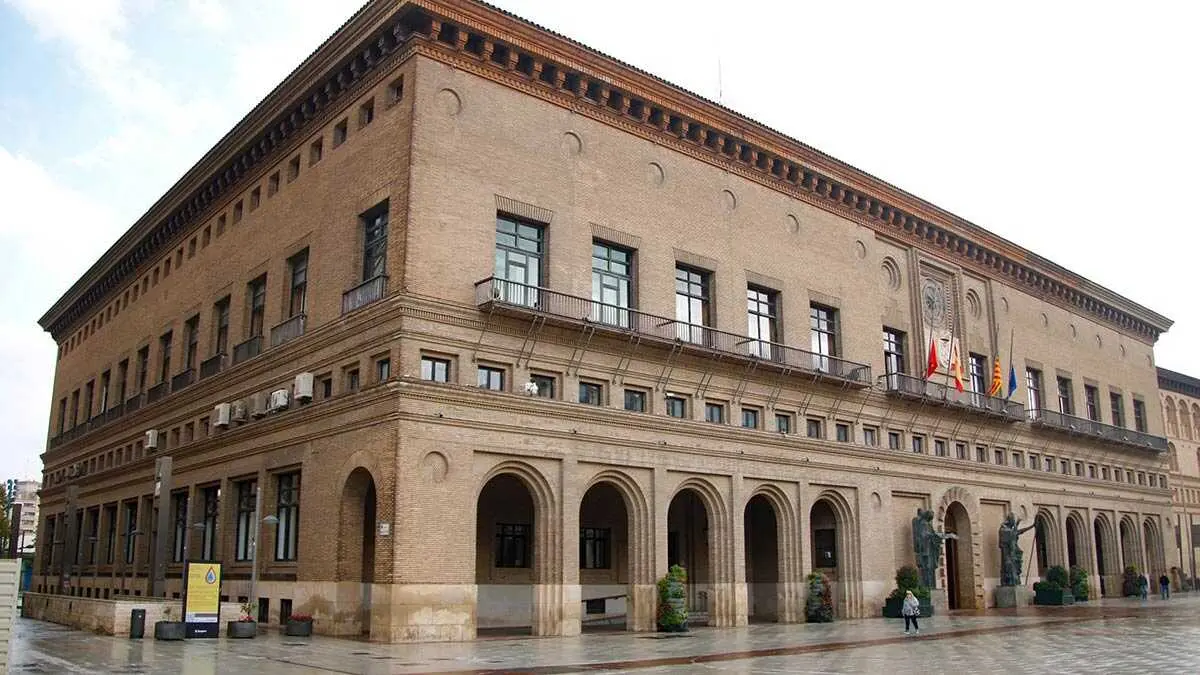 zaragoza-en-com&uacute;n-ayuntamiento-criticas-presupuesto