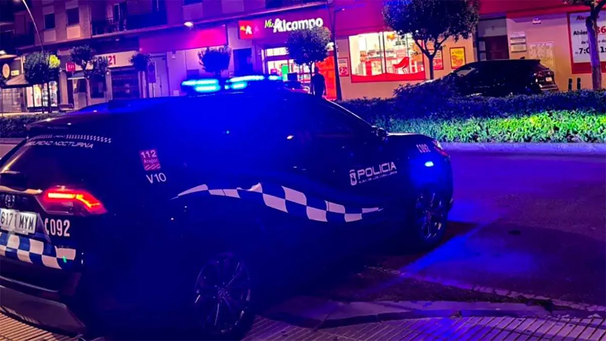 La Polic&iacute;a de Ejea investiga a un joven conductor que se salt&oacute; un sem&aacute;foro en rojo y nunca hab&iacute;a obtenido el carn&eacute; de conducir.