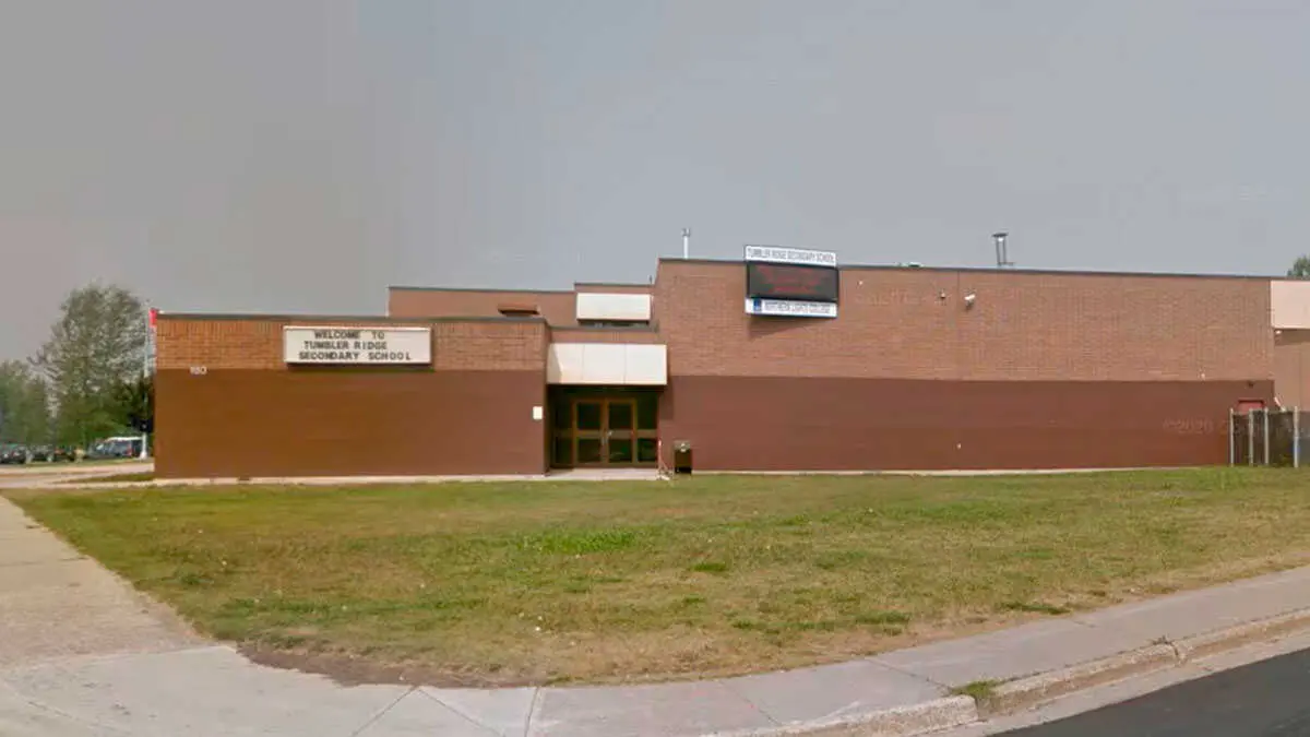 La escuela de un pueblo de donde ha tenido lugar el tiroteo. Foto: Redes Sociales