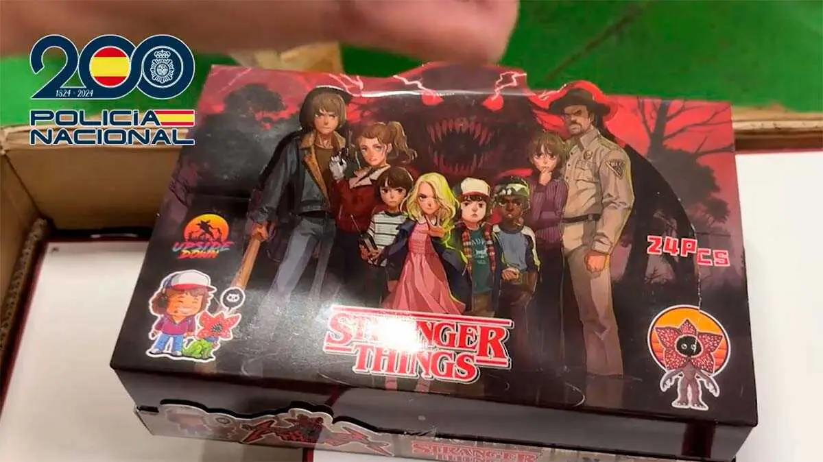 La Polic&iacute;a Nacional ha incautado 25 toneladas de juguetes falsificados de series de Netflix como Stranger Things.