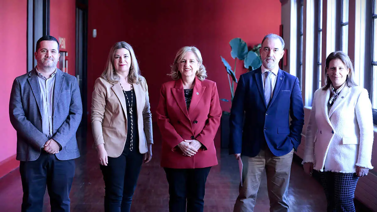 La Universidad de zaragoza ha anunciado este nuevo Grado en Ingenier&iacute;a Aeroespacial en el Paraninfo | Foto: Universidad de Zaragoza