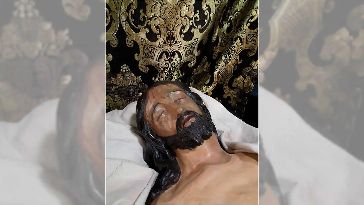 Cristo-Yacente-Santo-Sepulcro-Zaragoza-5