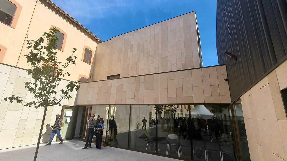 albergue-nuevo-edificio-zaragoza-8